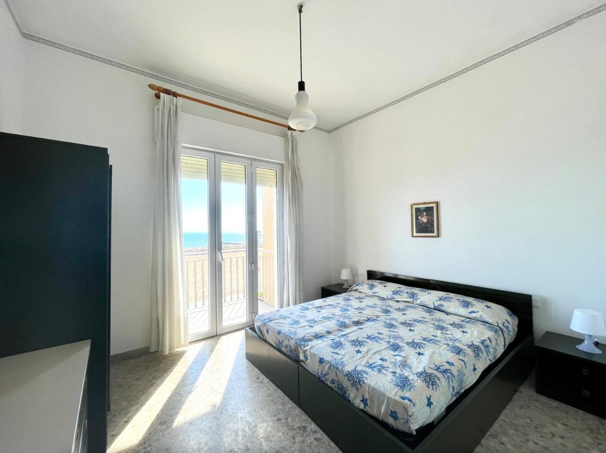 Villa Fronte Mare-Carraro Immobiliare Jesolo - Family Apartments 外观 照片